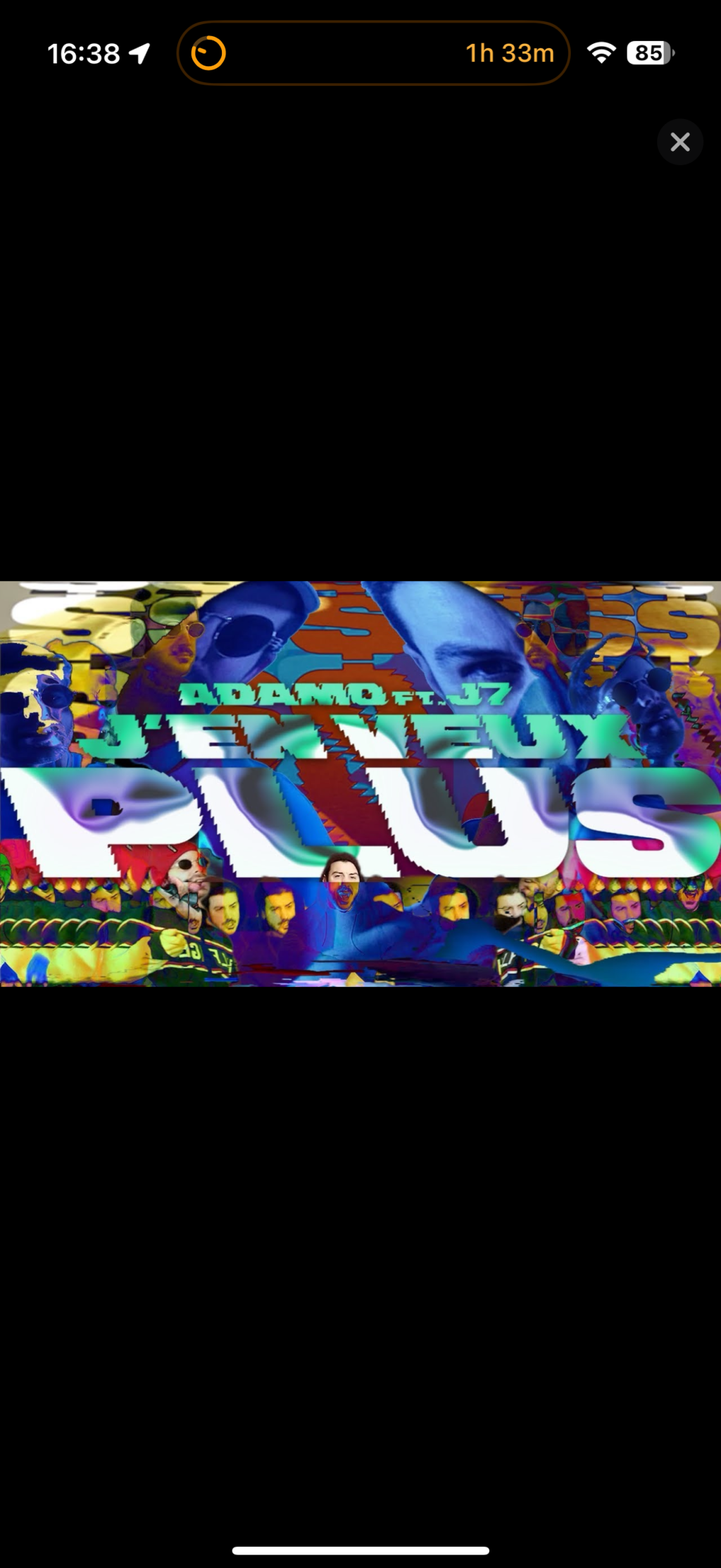 Adamo présente son nouveau clip avec J7, dans les règles du&nbsp;confinement